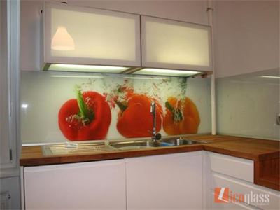KÍNH MÀU ỐP BẾP 02 